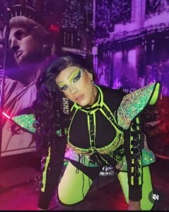 Ariacna_Burgos sexy Pic 5