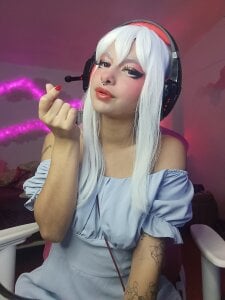 larah_uwu Halloween 🎃 Pic 9