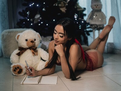 HannaClarrk_ christmas time 🎄🎊 Pic 3
