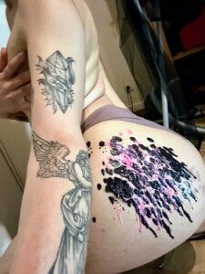 AnalQueenAssmodeeのPublicの 3枚の写真