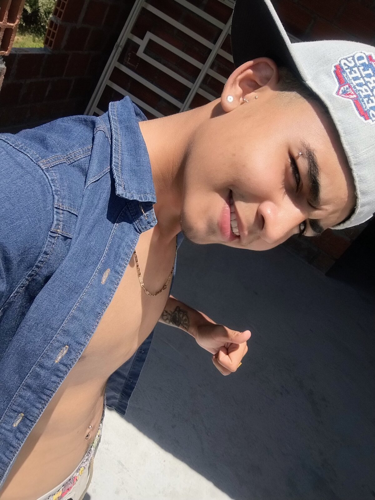 Foto em tendência de tiancam 775