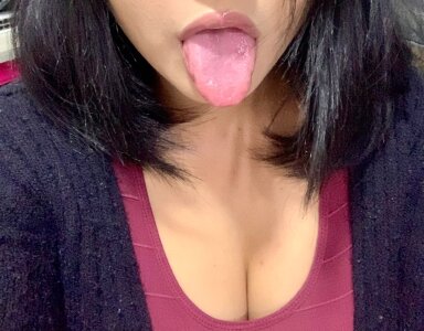 Sweet_sumisive Public Pic 3