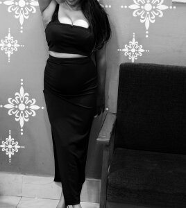 Malayali---kylie Public Pic 5