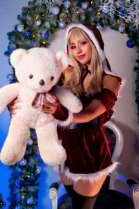 LucianaCarter Merry christmas Pic 3