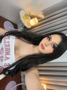 Magnificent_EllaTS Public Pic