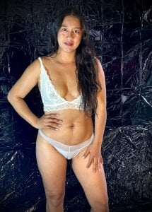 IvonneSkariel Public Bilde