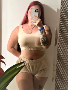 nicole_carson