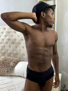 HOT 🍆🍑 de DavidBlackxl  6 Imagens