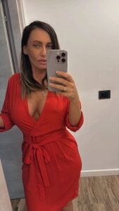 DivineAmely Public зображення 4