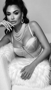 Denise_Taylor Winter Pic 2