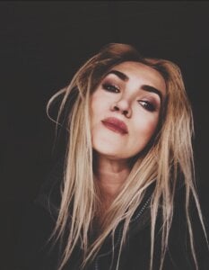 Luna__Lewis portraits of your queen Foto 4