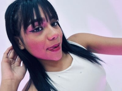 Laila-Miller 🤍 Pic 2