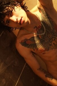 Olliver___yのPublicの枚の写真