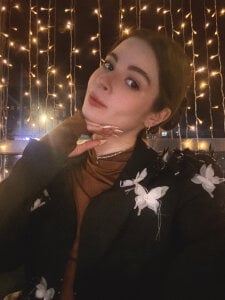 AmeliaFlares 🤍 Pic 2