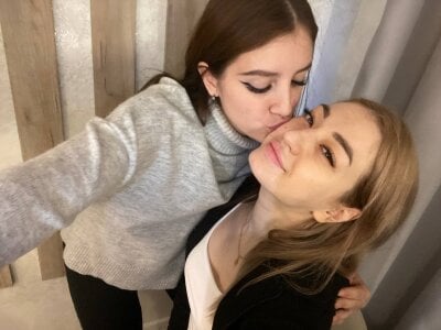 ElgaBlissett 2 sites of coins)) 😎😉 Pic 4