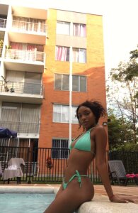 shamira_moore Pool Day Pic 2