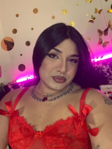 Cute_Emperatriz Sexy Empera Red Pic 7