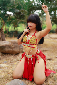 BellaGreen1 Haloween Pic 6