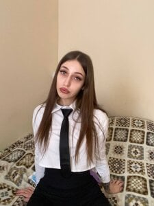 CutieWormのNaughty college styleの 2枚の写真