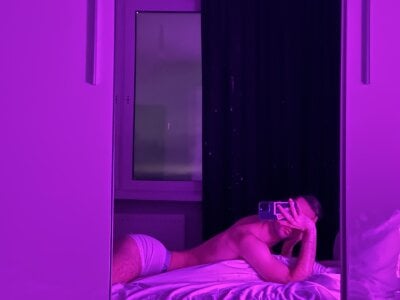 heyhoneyalex Public Bilde