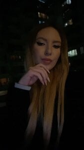 EllaAzianaa Public Pic