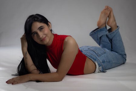 mialiore Your girl 💗 Pic 2