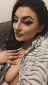 Natasha_Olive March Pic 4