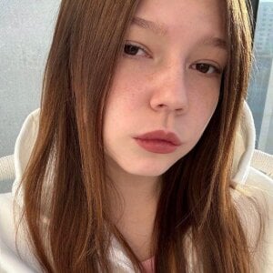 CarrieWatson Public Immagine  5