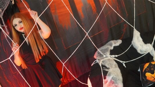 FoxyJoy Dark, mysterious, and dangerously irresistible 🕷️ Pic 2