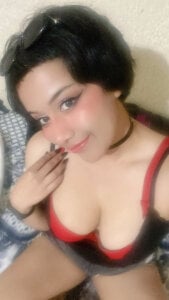 mariannN28 Public Pic