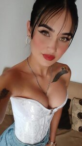 Goddess_Jenn_ Public Pic 2