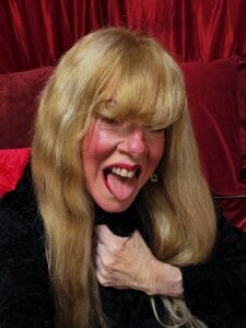 Onlyniki BABY ITS COLD OUTSIDE Pic 8