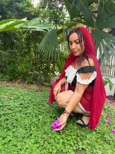 Rebecca_Milf your erotic and sexy cinderella зображення 4