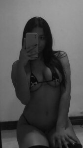 emma_connor1 kullanıcısının 🔥100% irresistible💅🔥 albümü -  4 fotoğraf