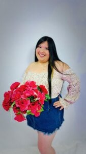 Salome_Curvy_ Sexy Lady For You Pic 3