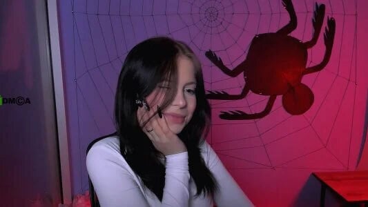 renata_sweety A little bit from my streams✨ Pic