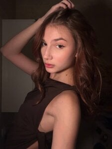 AnaHoney Jan-Feb 25/26 selfies 💕 Pic 2