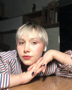 LinnDeep My mood is soaring! Pic 5