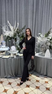 TeriCrouter Public Pic 4