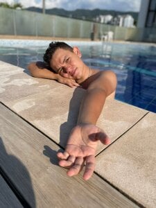 :) de Dunkan_Kravitz  3 Imagens