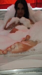 Cherrybbunny 🛁🔥 HOT RELAXATION AMONG BUBBLES 🔥🛁 зображення 4