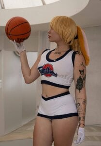 Danee_19_ lola bunny<3 사진