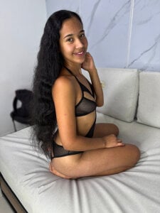 alina_hart my introductory photos 💖 Hình 3