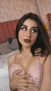 GinebraBelucci_ My tits are the best Foto 3