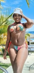 Emilly_roaa Enjoying my vacation Immagine  5