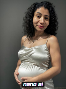 Brunnet_Doll Public Foto