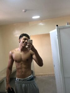 RickyEbony Are you coming to the gym with me? Foto