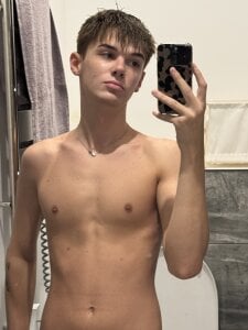 YourMilkyGuy just me❤️ Gambar 2