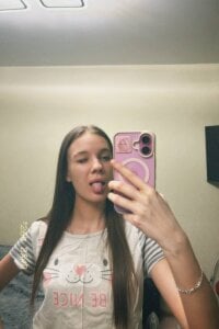 ShaeHeeter make me 😃 slika 3