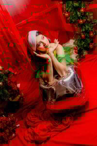 Laia_18 I can be your gift🎄🔥 Pic 4